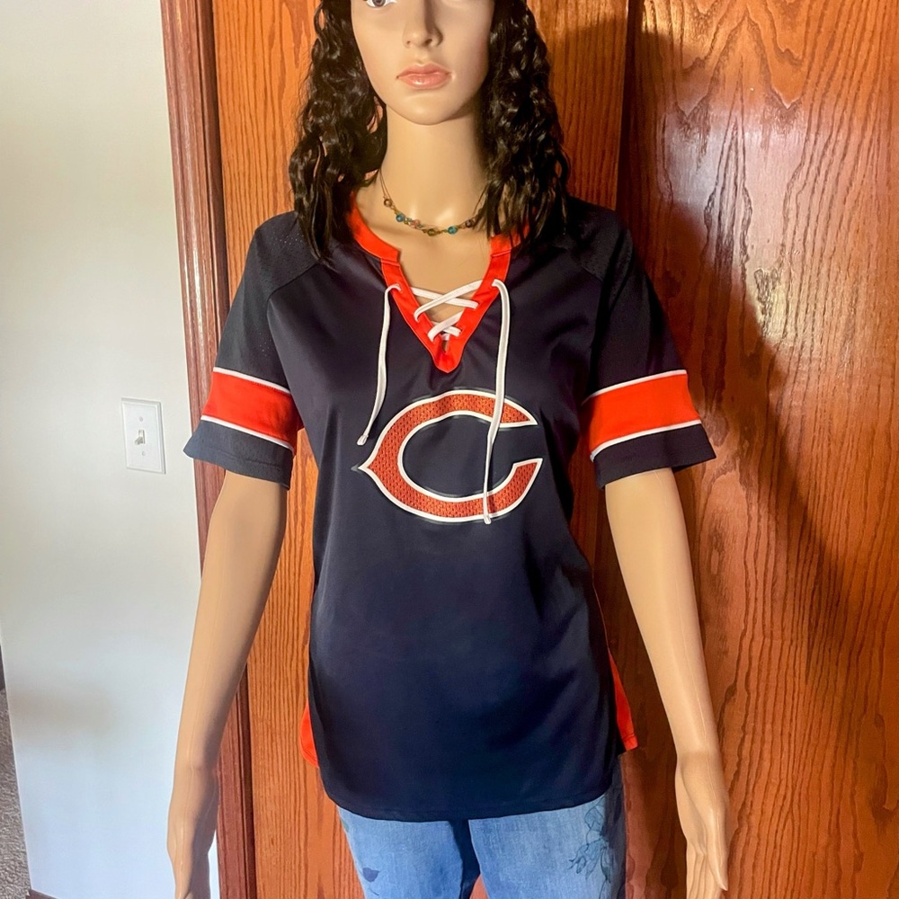 NWOT/ Bears NFL apparel